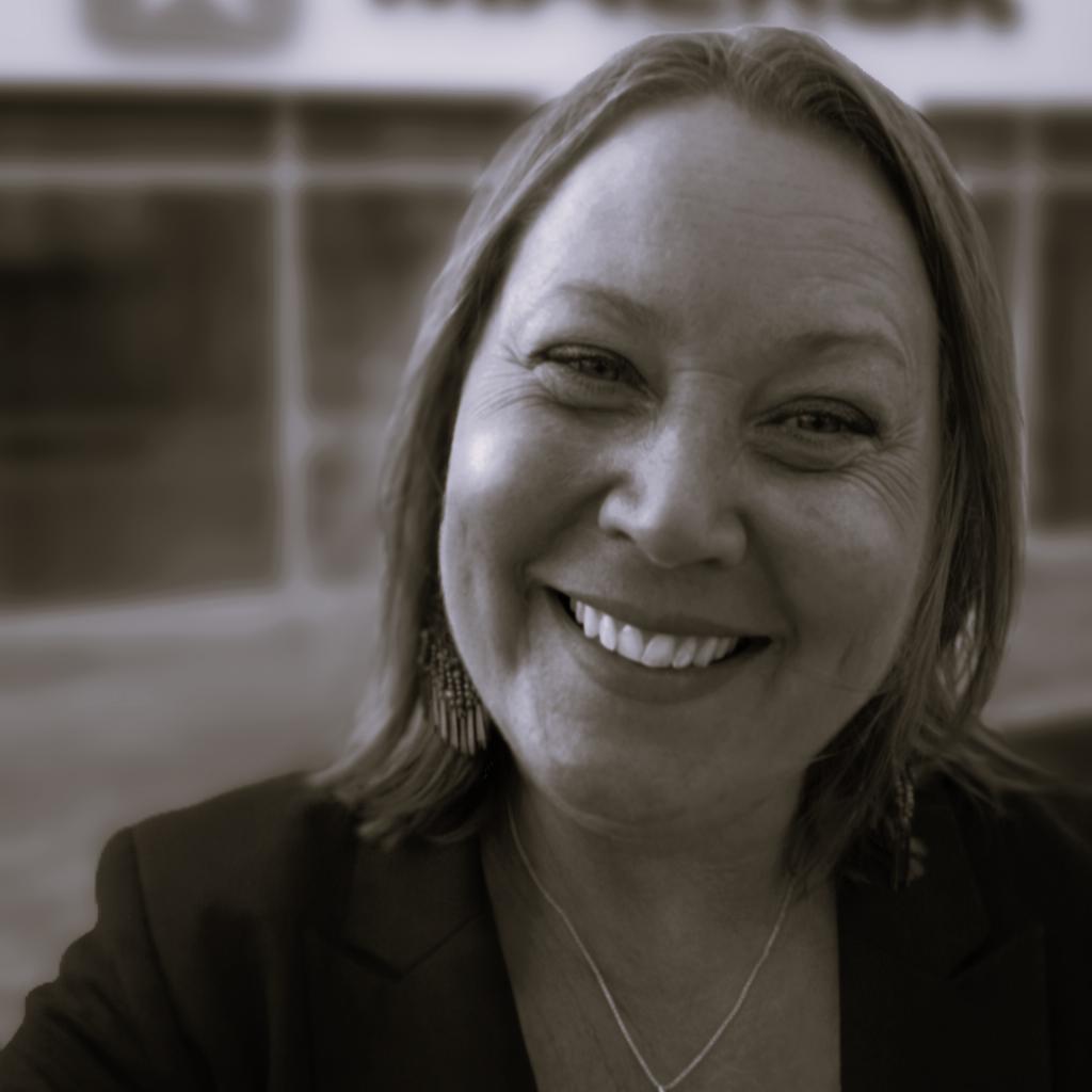Sandra Torsell-Øltieng 